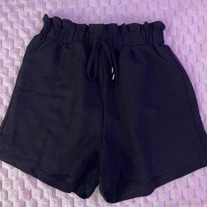 Black High Dess Short